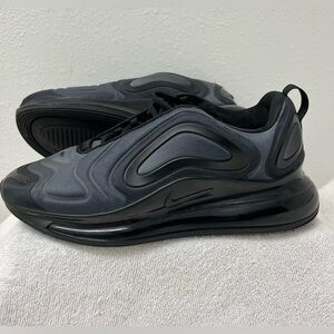 Nike Black/Charcoal Air Max 720 Style Sneakers Men’s Size 9